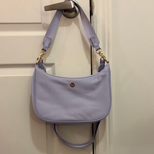 lululemon 3L city essentials bag